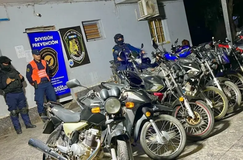Picadas ilegales: secuestran 22 motos y 12 personas fueron demoradas
