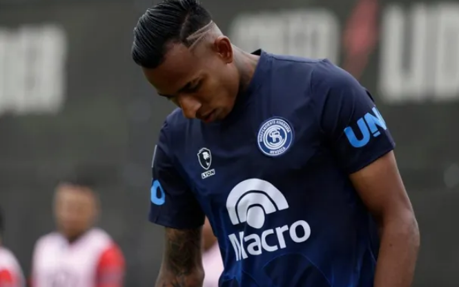 La decisión que tomó Boca sobre la incorporación de Sebastián Villa