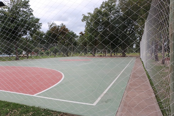 La UNSE inaugurará en su Polideportivo  una moderna cancha de futsal