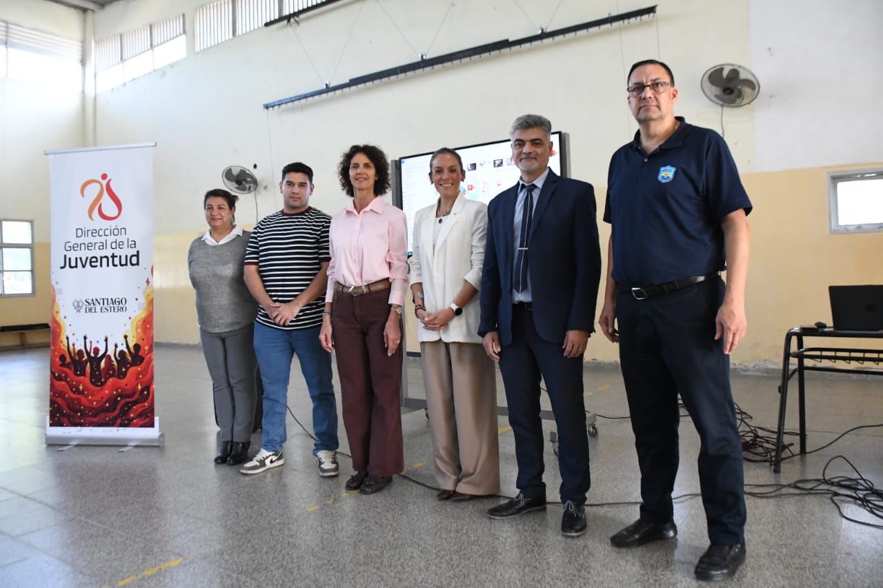 Se dictó en Las Termas un taller sobre los riesgos del uso tecnologías y redes sociales
