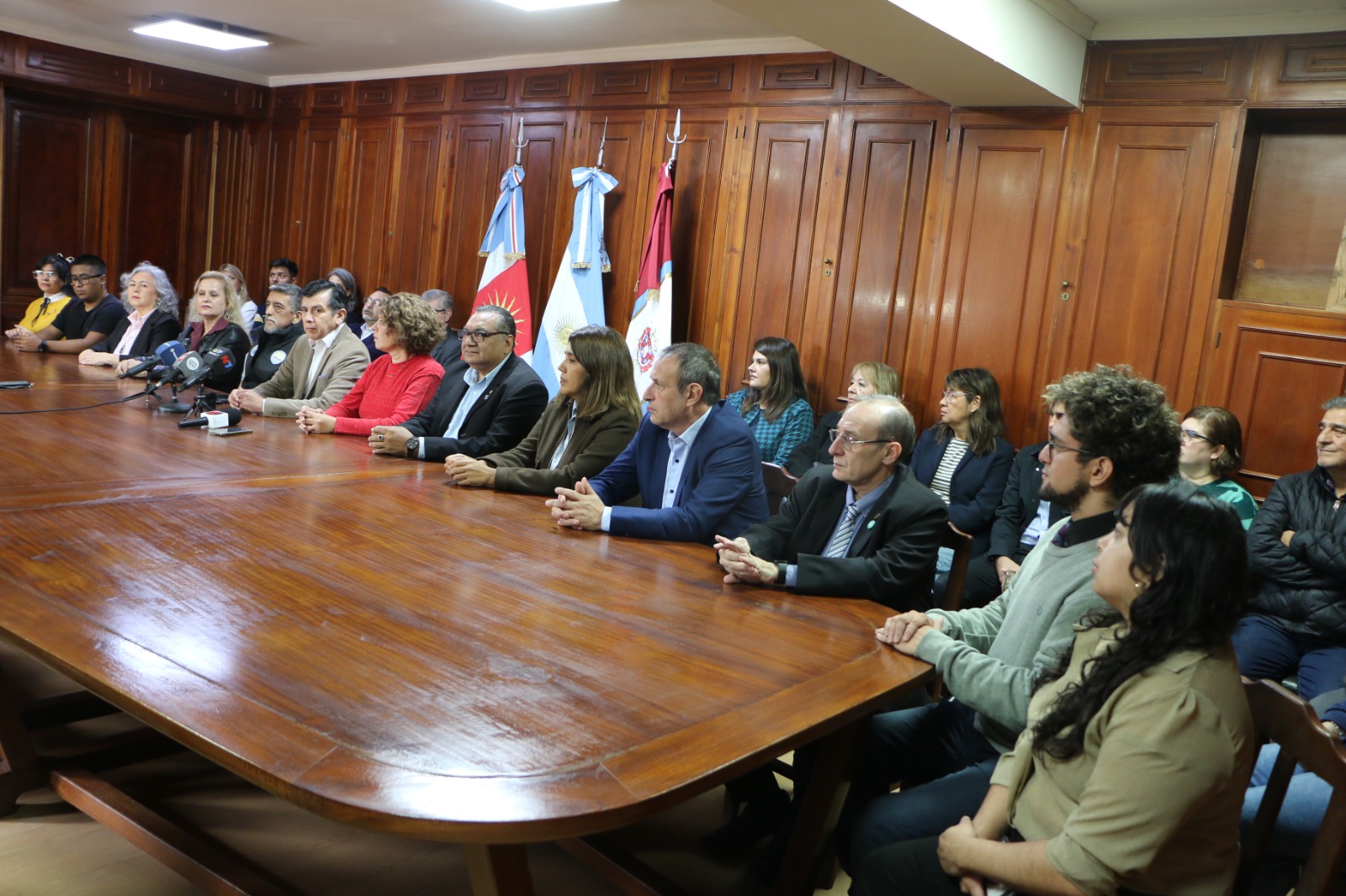 La UNSE marchará en defensa de la  educación pública y la ciencia nacional