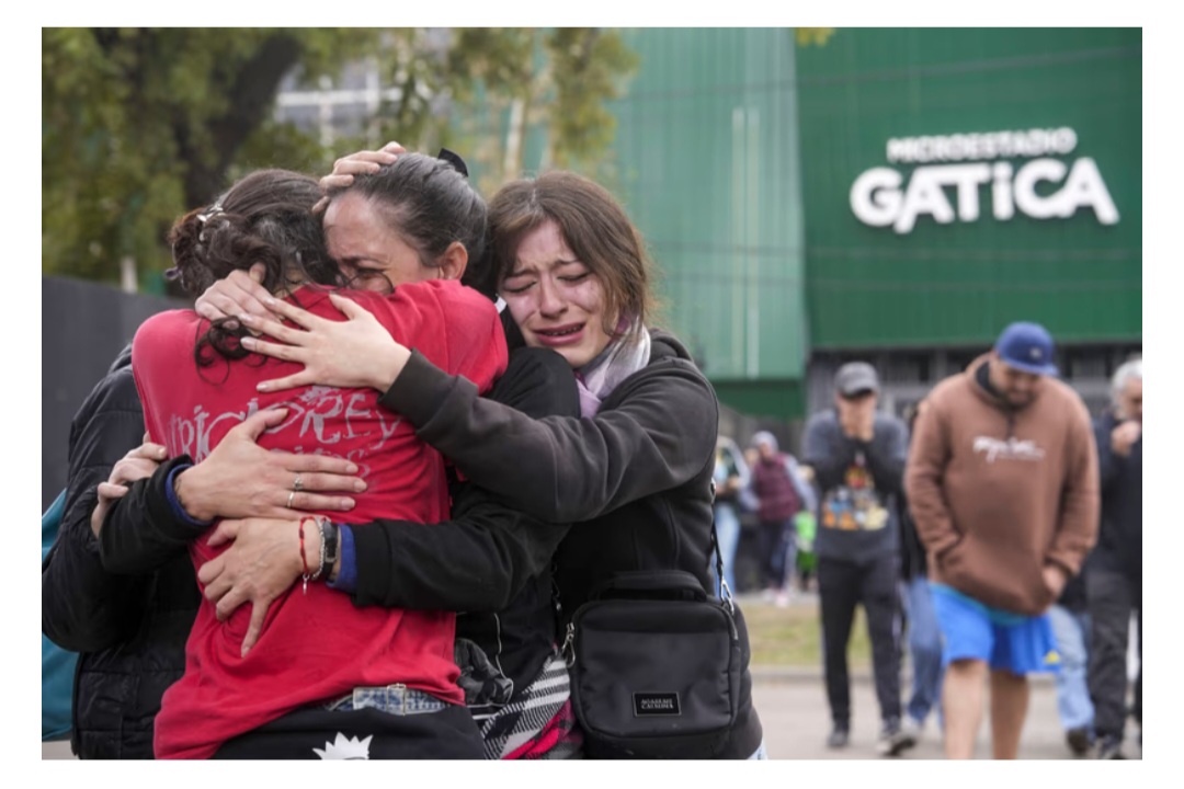 Setenta cuadras de fila para despedir al Indio Solari en Avellaneda