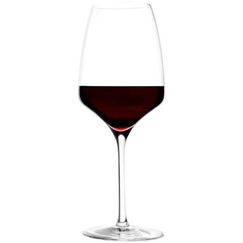 Una neuróloga reveló cuál es el impacto de tomar una copa de vino antes de acostarse