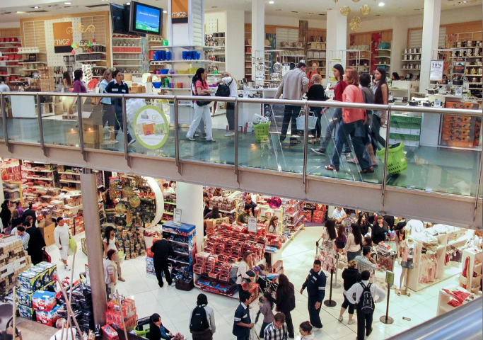 El consumo privado cayó 0,6% en abril