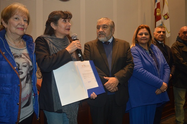 Ediles Capitalinos entregaron diversos reconocimientos 