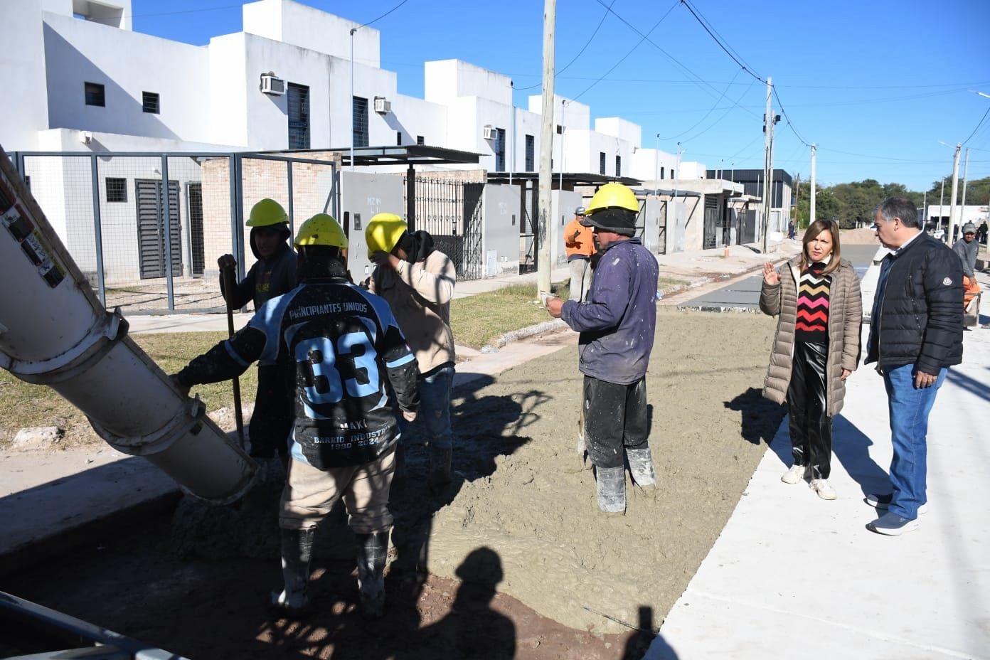 Fuentes destacó el avance de la pavimentación de las 23 cuadras en el barrio La Costa