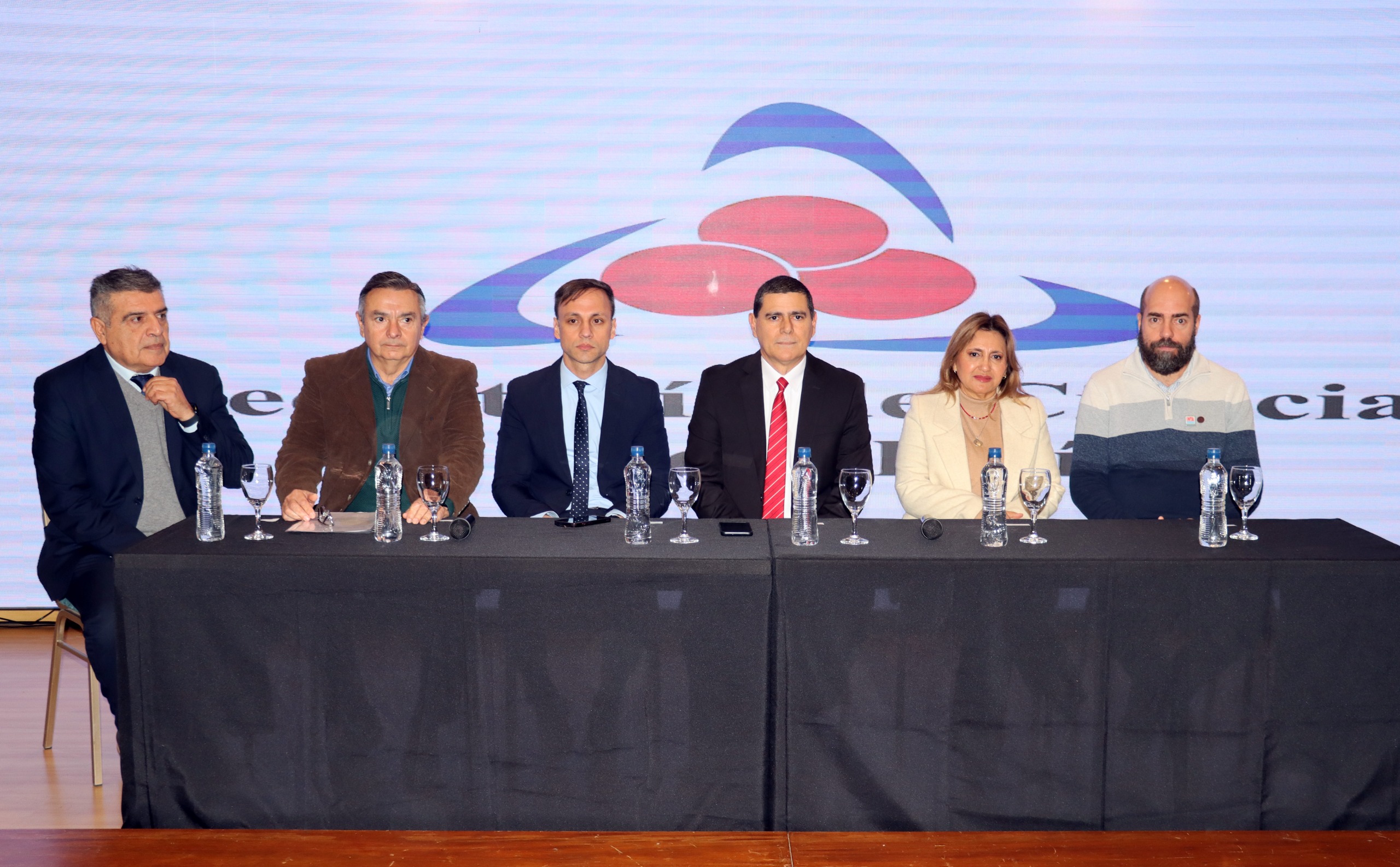 Especialistas hablaron sobre el fenómeno de "el niño"  y sistemas de alertas temprana para la provincia