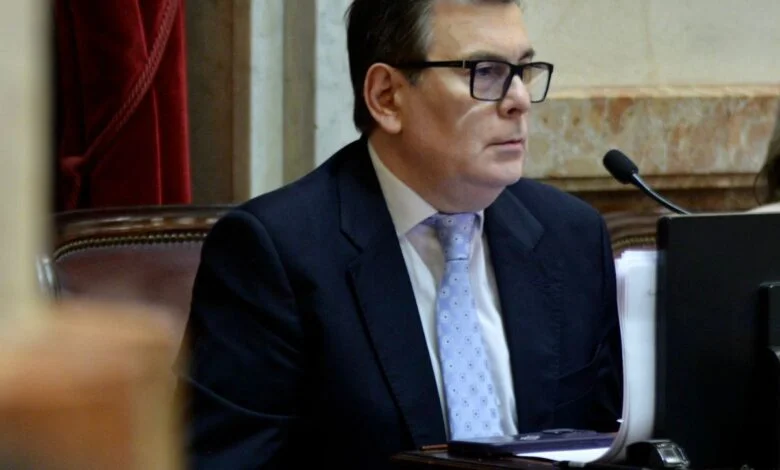 Zamora presentó un proyecto de ley para prevenir la ludopatia