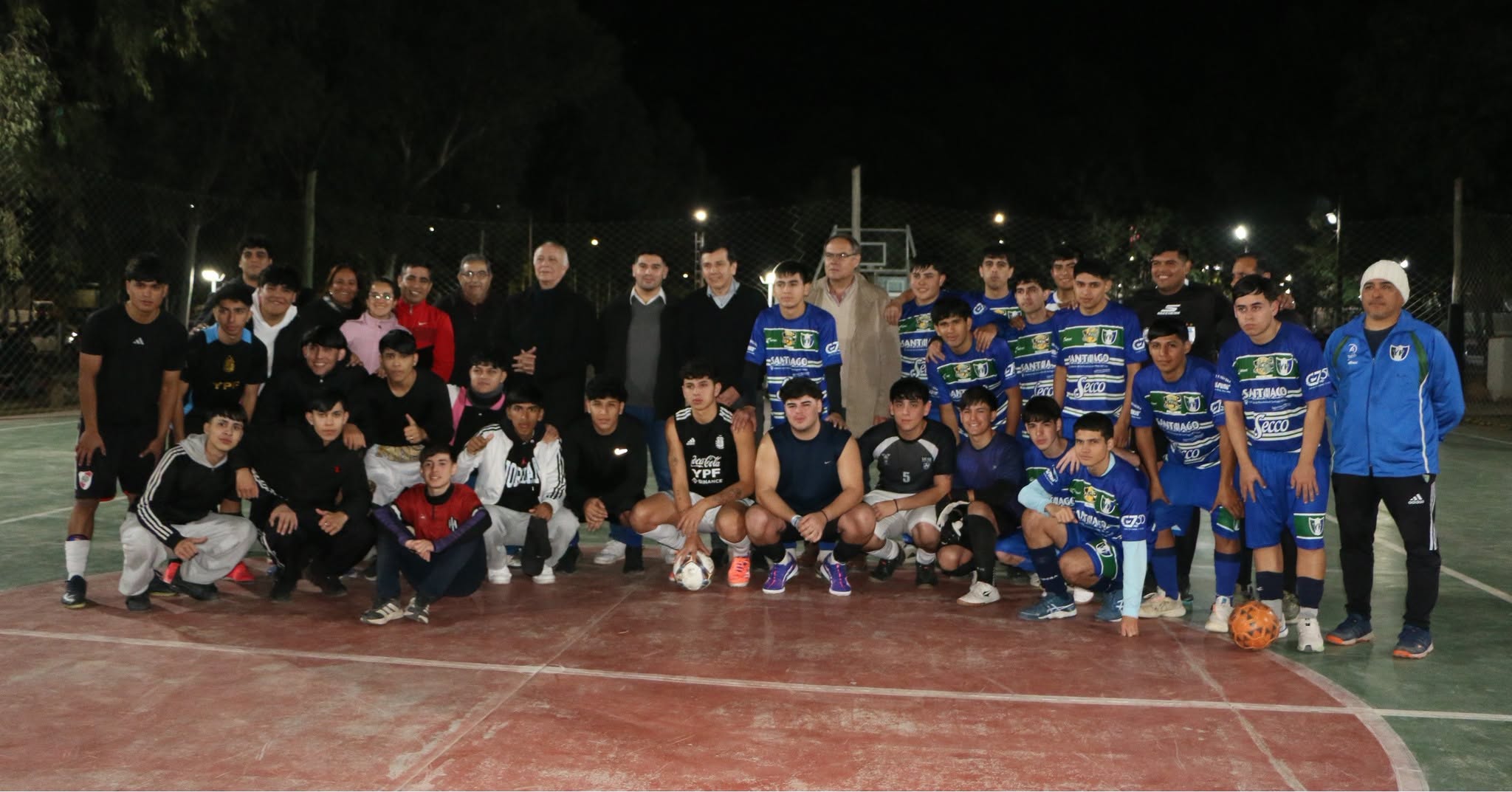 Con amplia participación estudiantil, avanza el  torneo de futsal “El Mundial se juega en la UNSE”