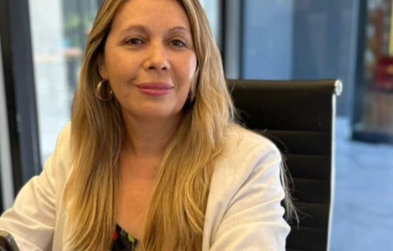 Embargo millonario a Noralí Sosa ex candidata bandeña por presuntas estafas con piletas