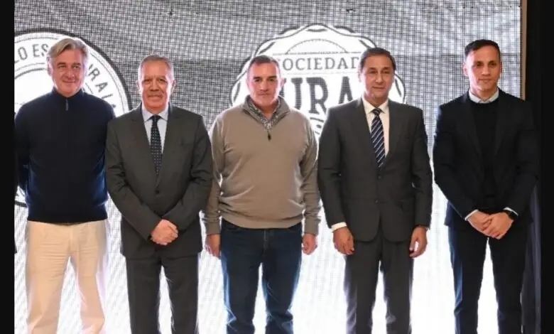 El Gobernador participó de un encuentro con el sector productivo en Quimilí