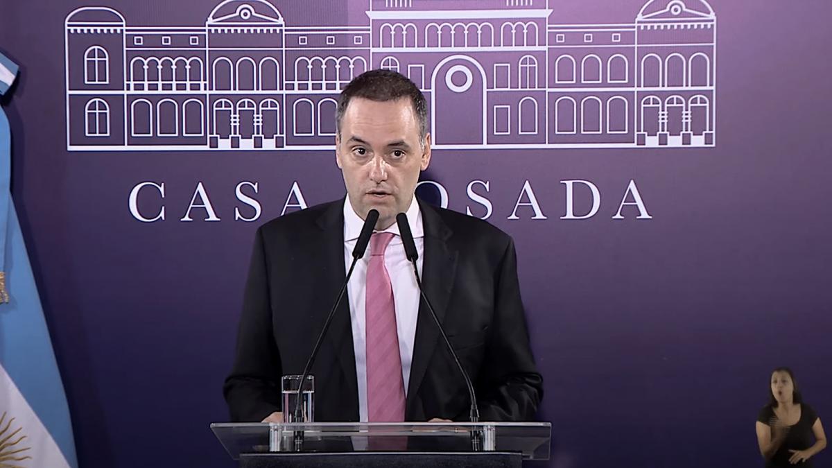 Todos salen a bancar a Adorni: Milei, Karina, el Gabinete y los senadores de Bullrich en los palcos