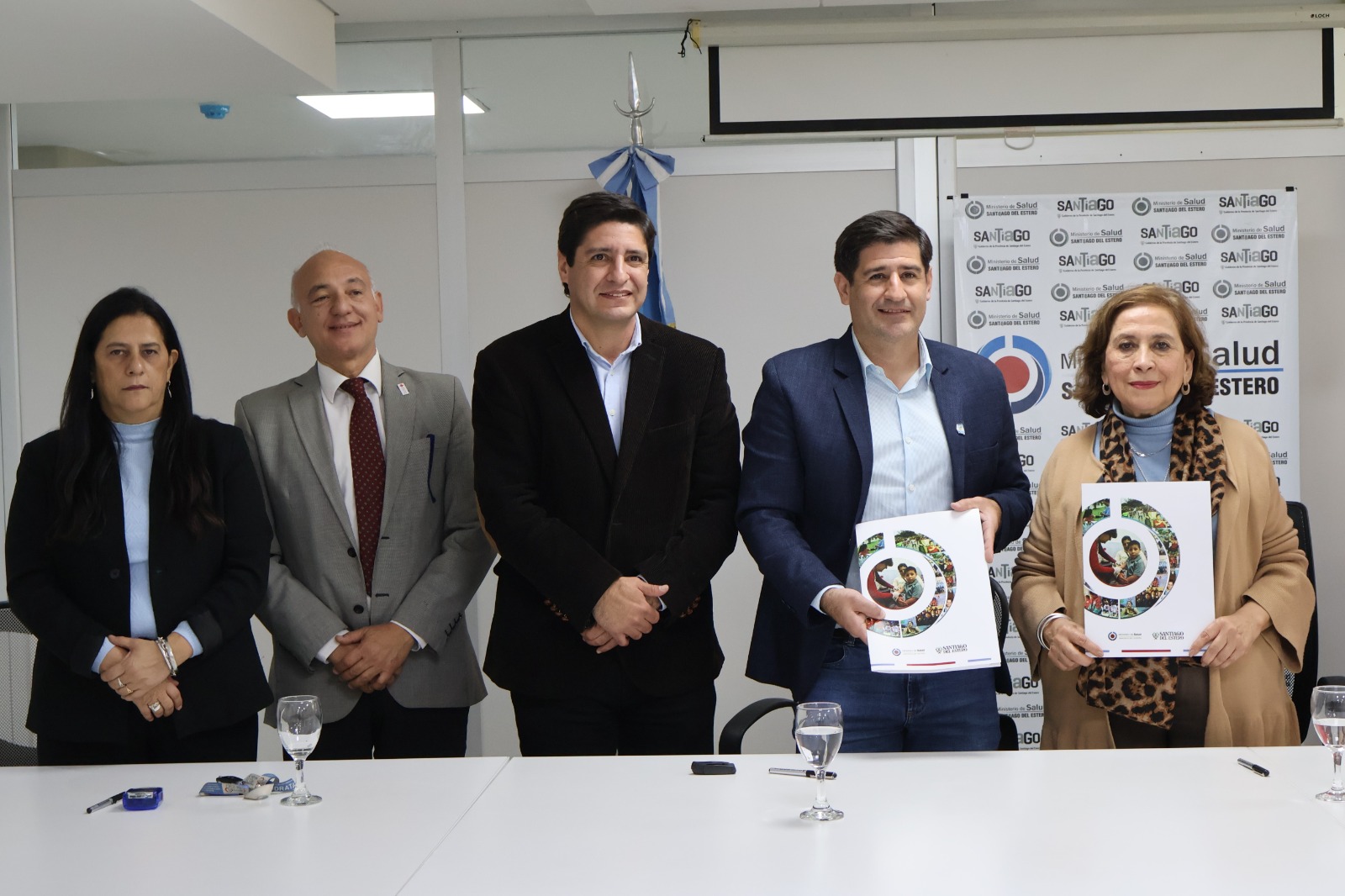 Salud firmó acuerdos para fortalecer la formación en Enfermería y ampliar la atención comunitaria en